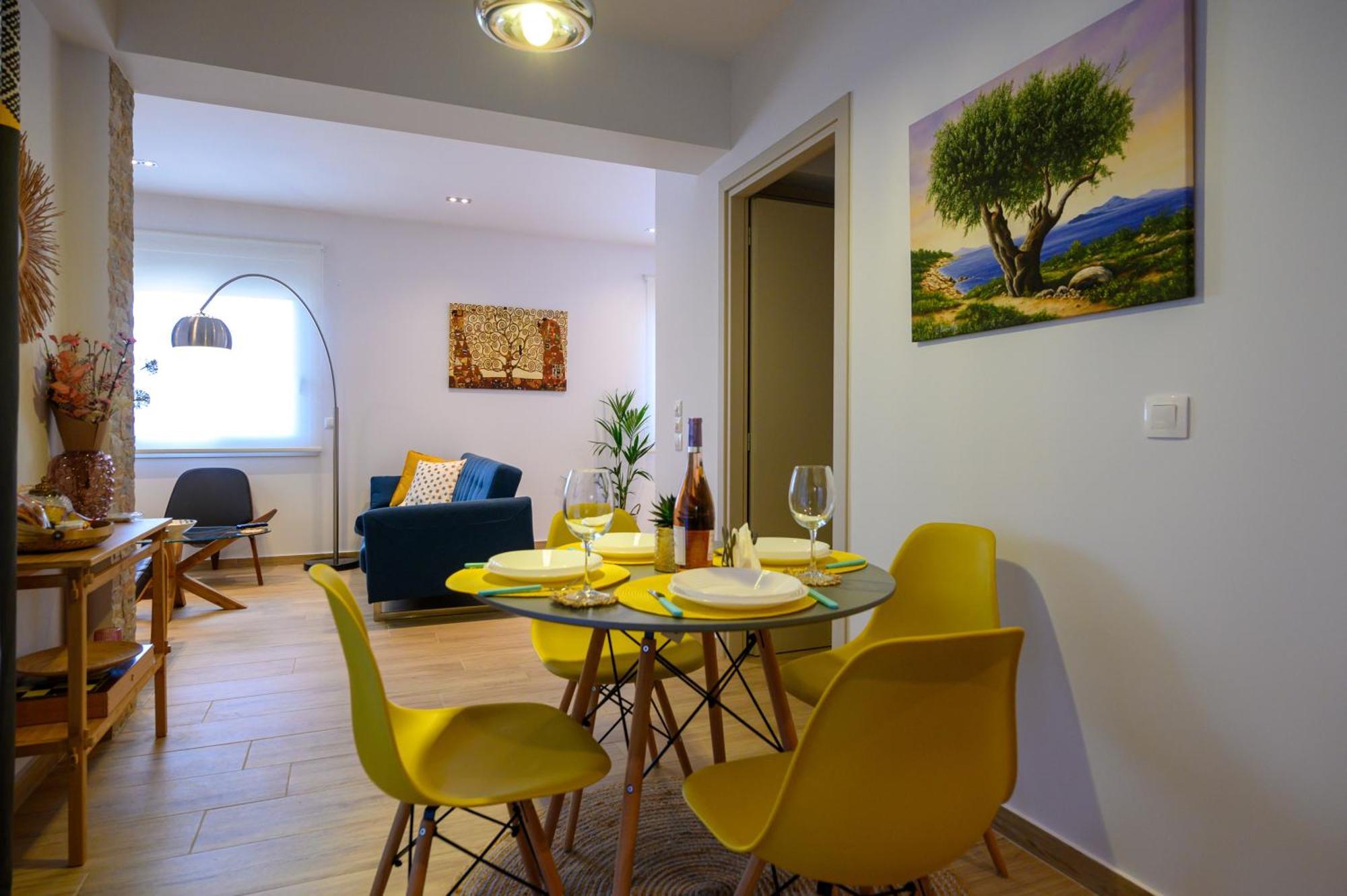Chic Apartment In Nature, 5-Min Walk To The Beach Kalamáta Kültér fotó